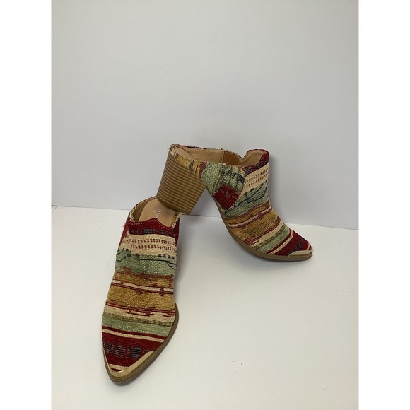 Wonderly Aztec Print Pointed Toe Mule Heel Women's Size 8 Western Style - Picture 1 of 8